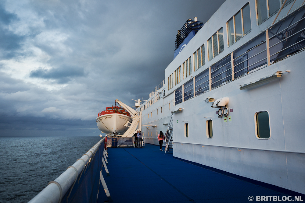 DFDS, bellen met maritiem netwerk op zee