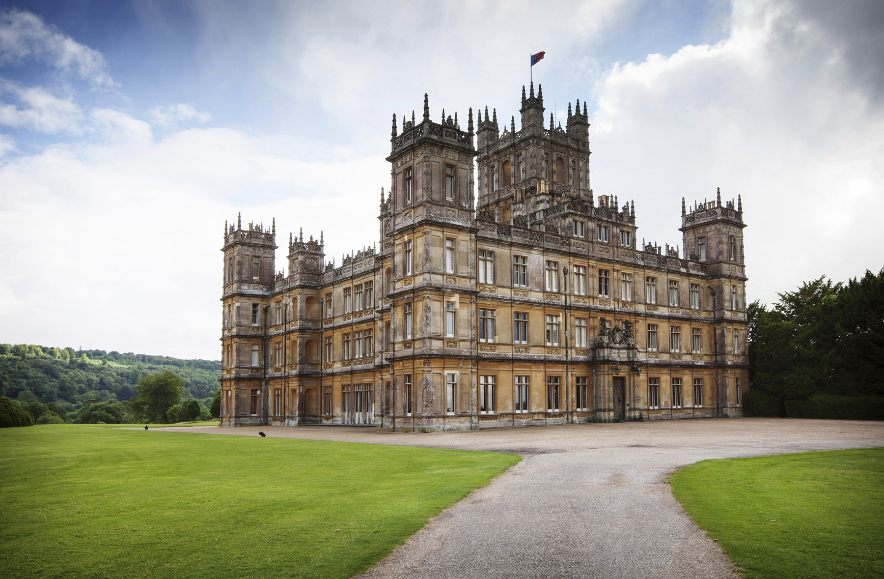 Bezoek het echte Downton Abbey: Highclere Castle en de andere locaties