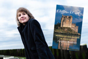 Rombouts Josephine-Cliffrock Castle