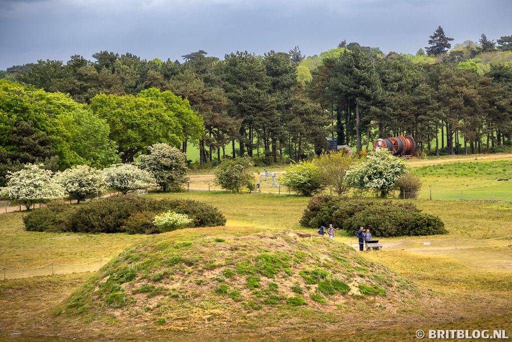 De grafheuvels van Sutton Hoo zijn een bezoek waard aan Suffolk