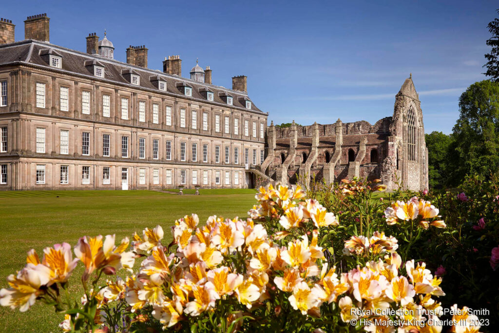 The palace of Holyroodhouse Garden