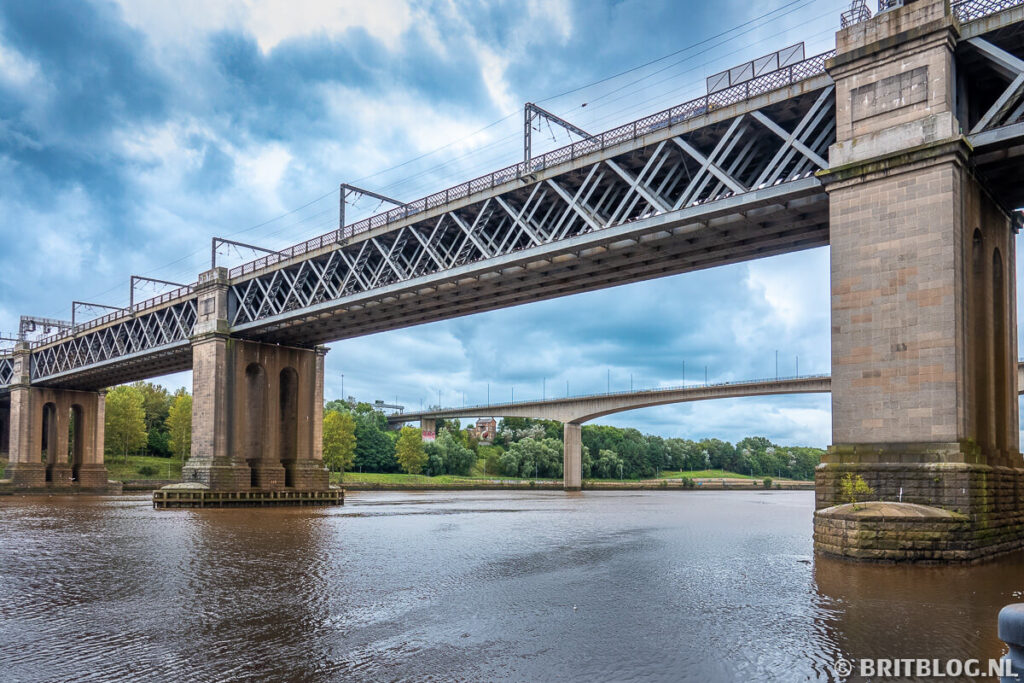 King Edward VII Bridge, Newcastle's bruggen