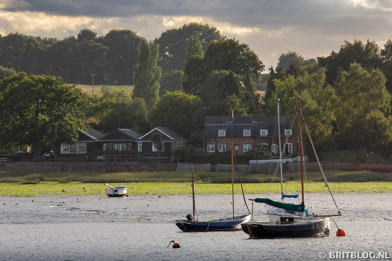 Zicht vanaf de rivier de Orwell in East Anglia