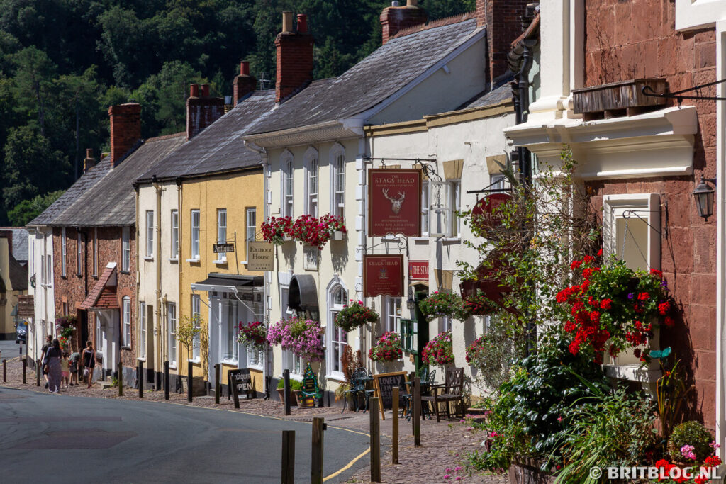 Historische huizen en de Stags Head in Dunster