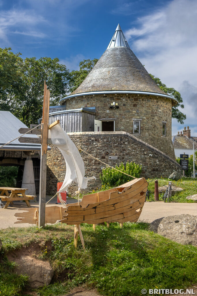De Oriel y Parc toren bevat kunst