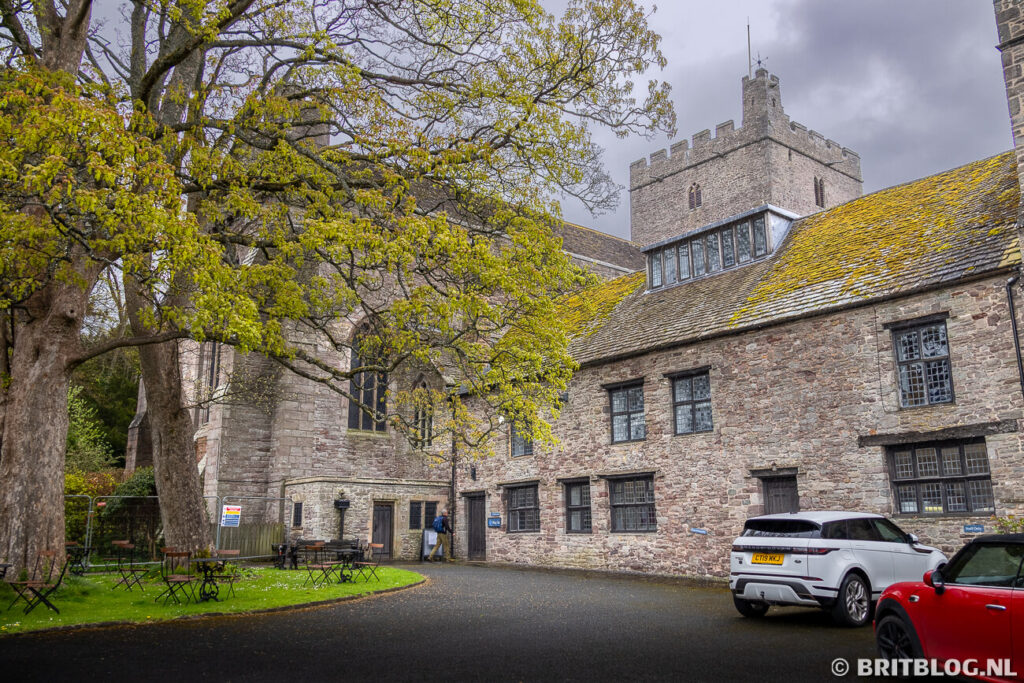 Brecon Cathedral Zuid Wales 1