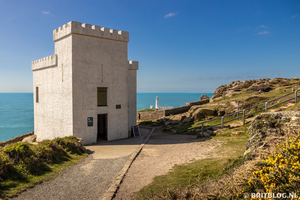 Elins Tower Anglesey Noord Wales 3