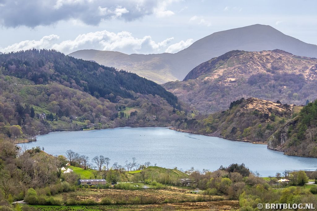 Llyn Gwynant Eryri national park Noord Wales 1