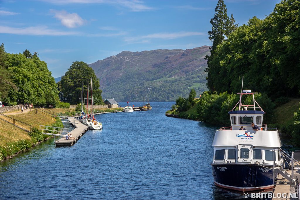 Scruise Loch Ness bootje in Fort Augustus